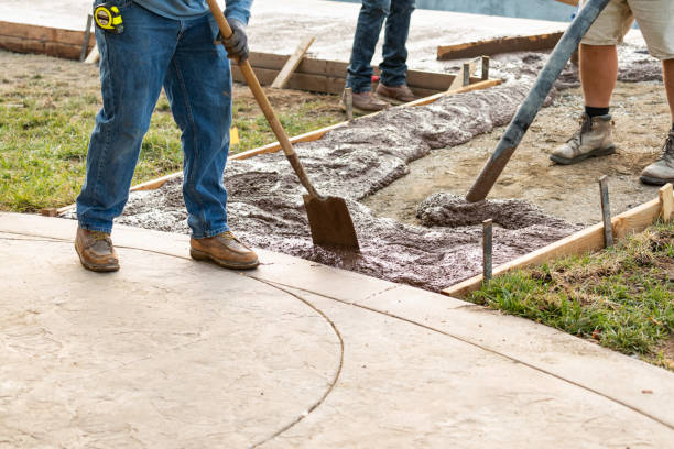 Best Concrete Driveway Installation in Ridge Wood Heights, FL